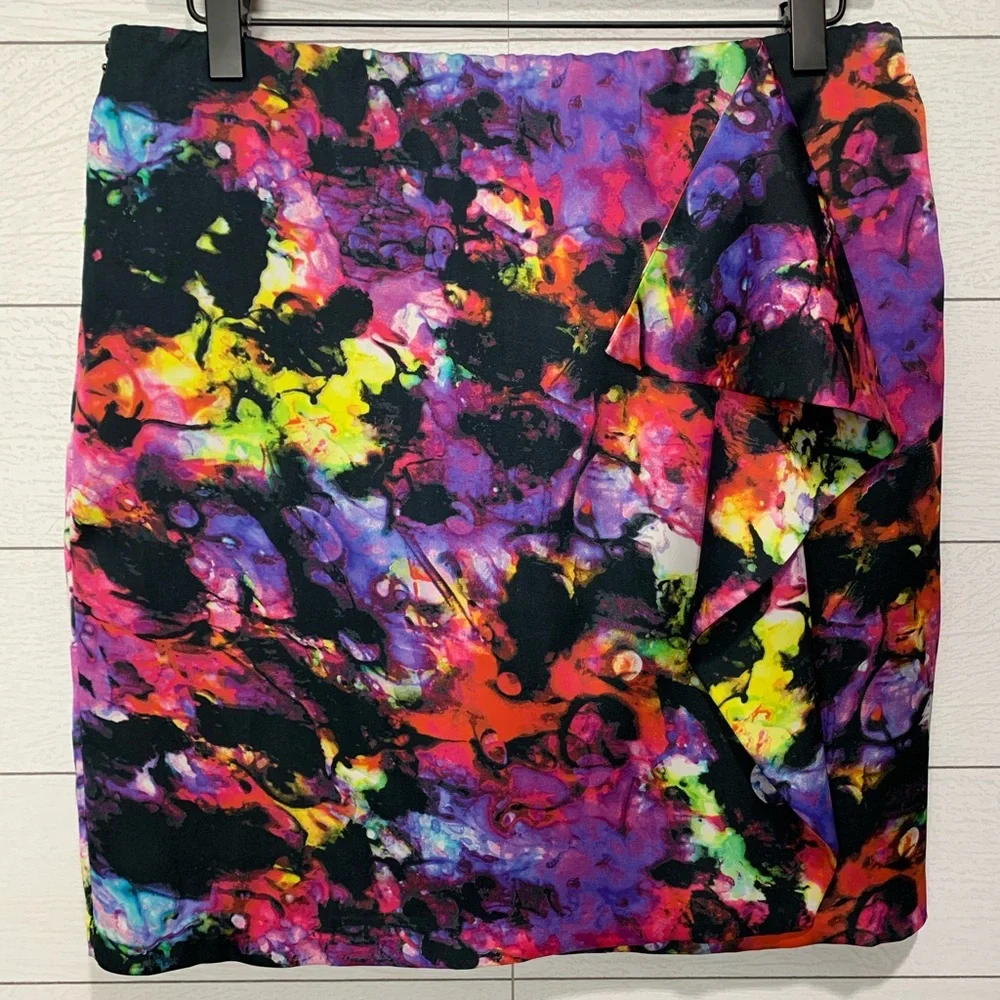 Vince Camuto multiple Color Skirt Size 8